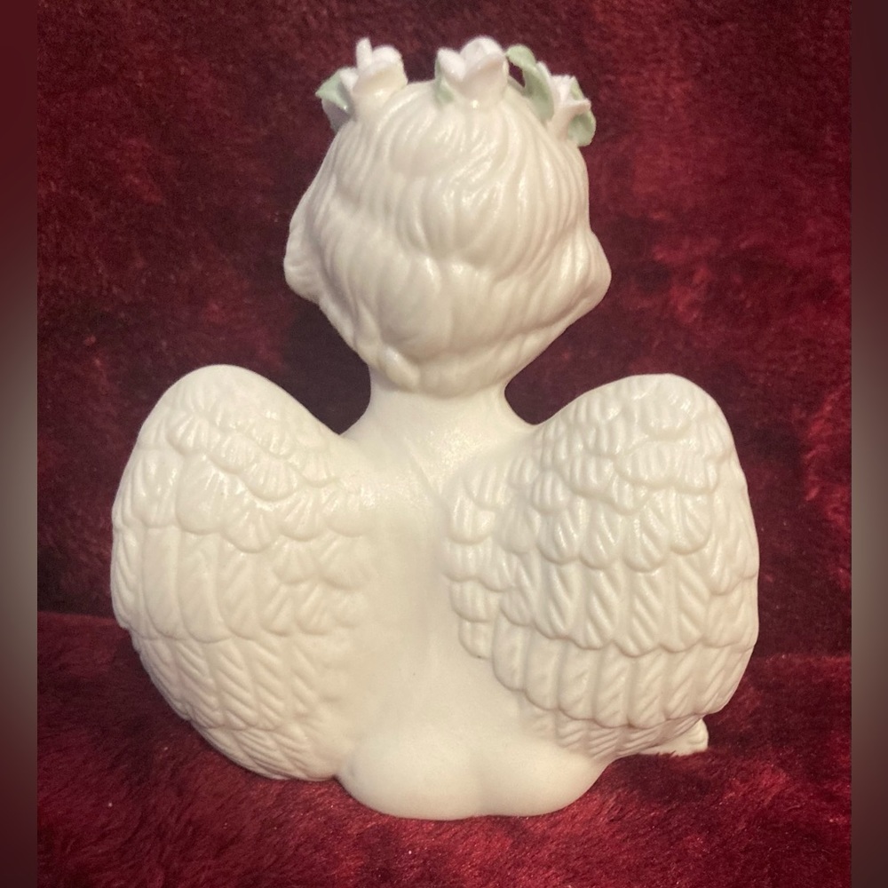 Angel - Picture 4 of 5
